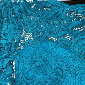 H&M size 8 lace turquoise dress